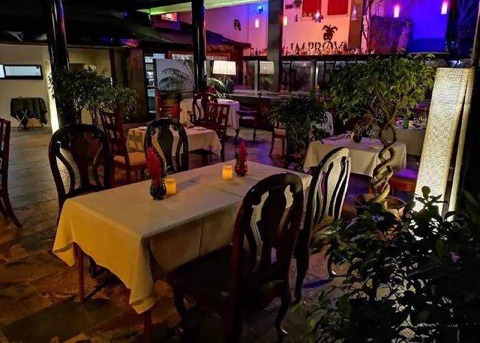 La Mansion Inn