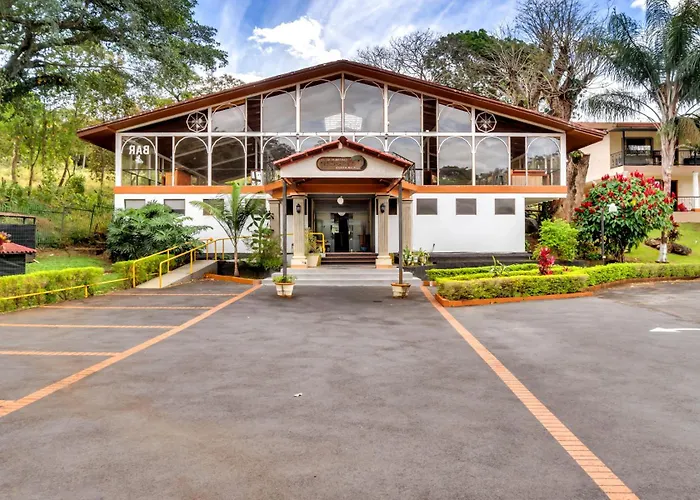 Hotel Martino Spa And Resort