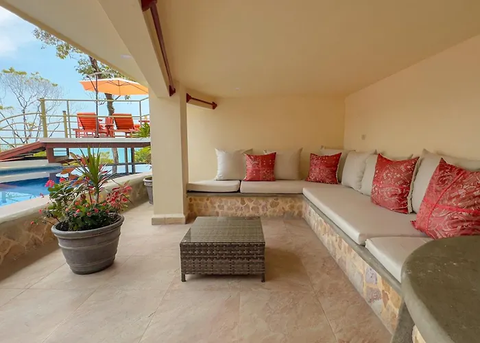 Issimo Suites (Adults Only)